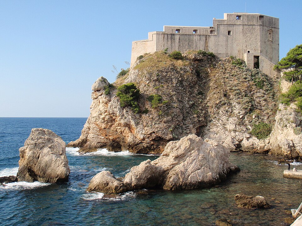 City Walls - panoramio - Raki Man